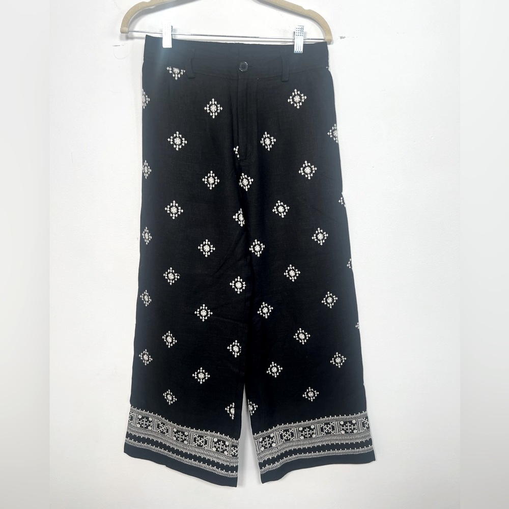 Elie Tahari Embroidered Wide Leg Cropped Pants  - Black - Size 2